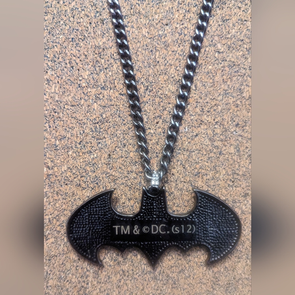 DC Comics Official Batman Symbol Rhinestone Necklace - Picture 4 of 4